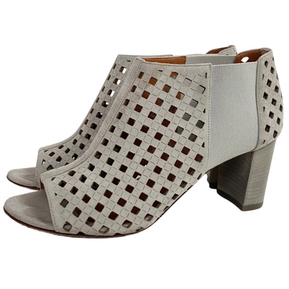Aquatalia Shari Perforated Suede Cutout Peep Toe Pull On Booties 6 - Picture 1 of 8